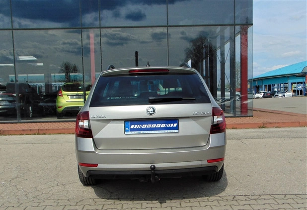 Skoda Octavia cena 74900 przebieg: 79360, rok produkcji 2018 z Orneta małe 379